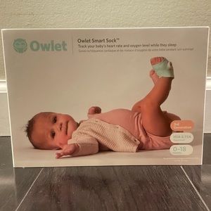 Owlet Smart Sock 3rd gen. 4 socks, base, charger & sensor.